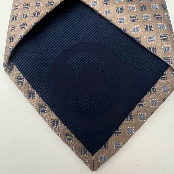 2for25 Michael Kors Silk Blend Embroidered Men’s Tie Tan Designer Preppy Necktie - Picture 9 of 10